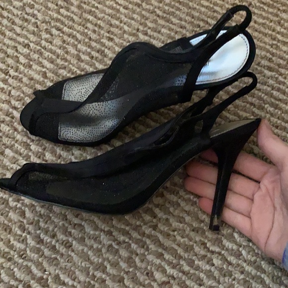 Nina New York Black Heels - Picture 2 of 3